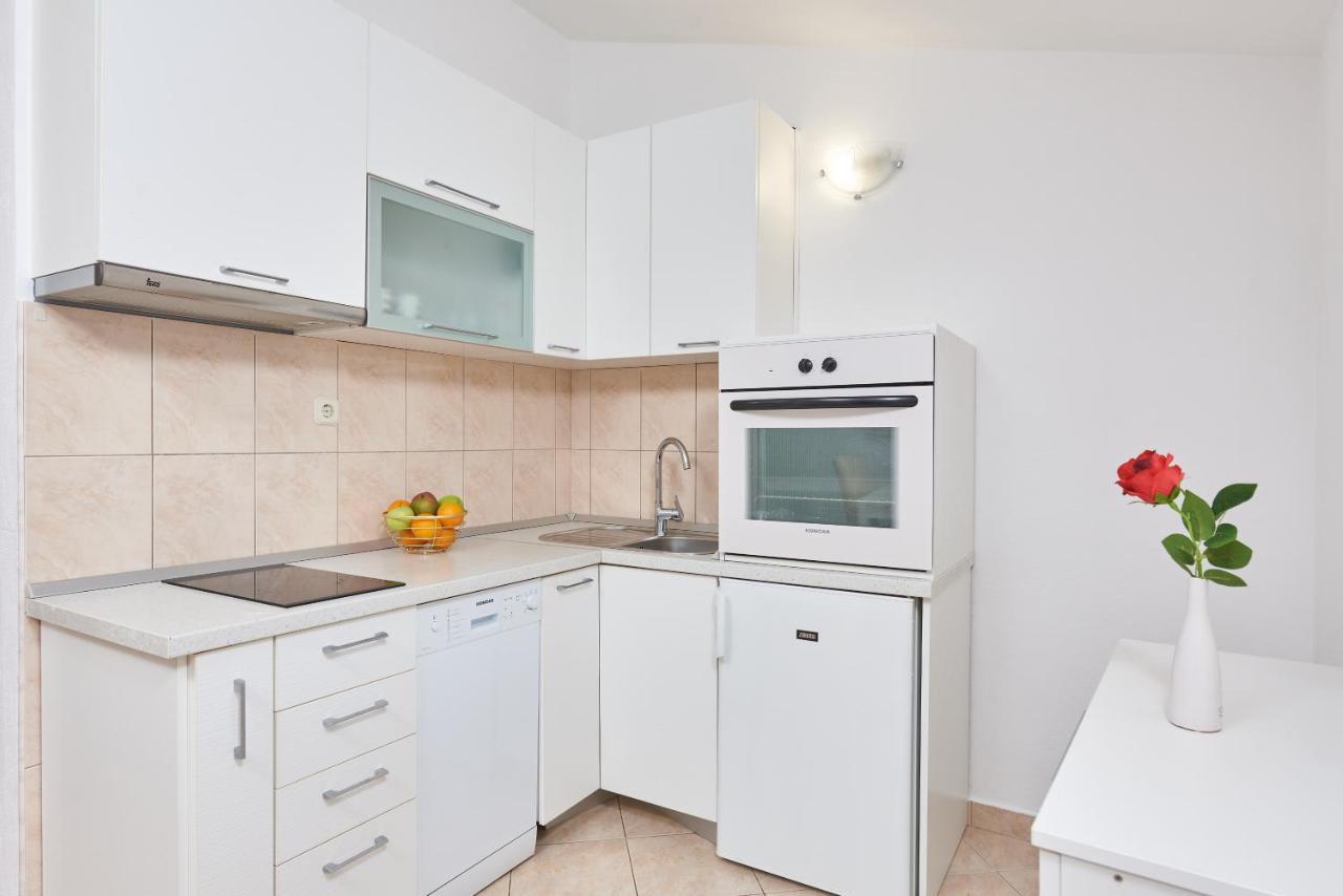 Apartments Lumi Rogoznica  Εξωτερικό φωτογραφία