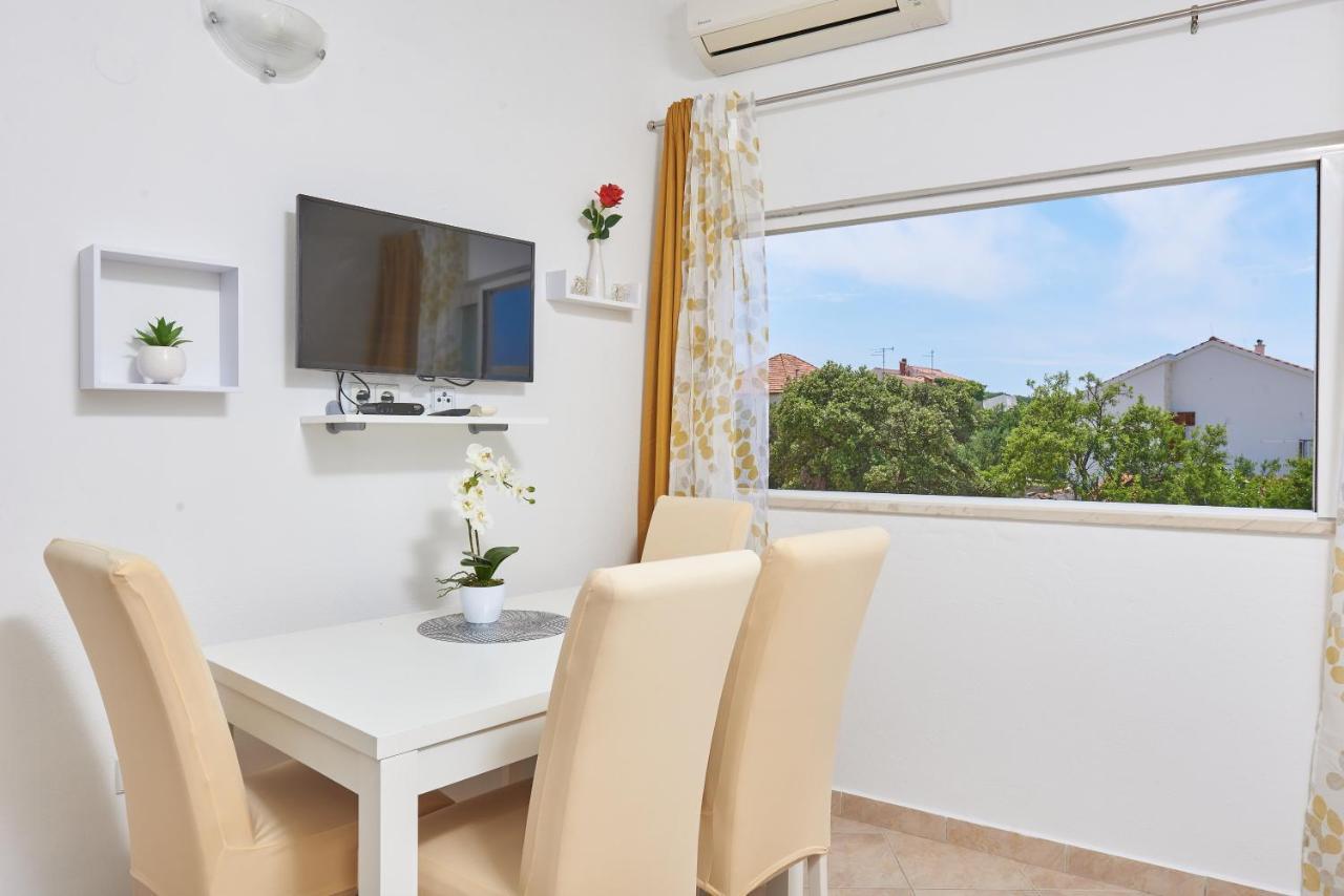 Apartments Lumi Rogoznica  Εξωτερικό φωτογραφία
